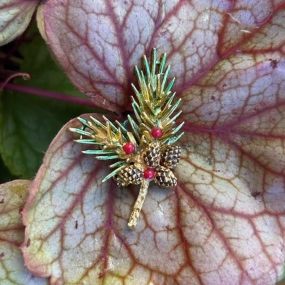 HOLIDAY🎄🎄ART Arthur Pepper Pinecone Berries BROOCH/EARRINGS SET - Picture 5 of 12